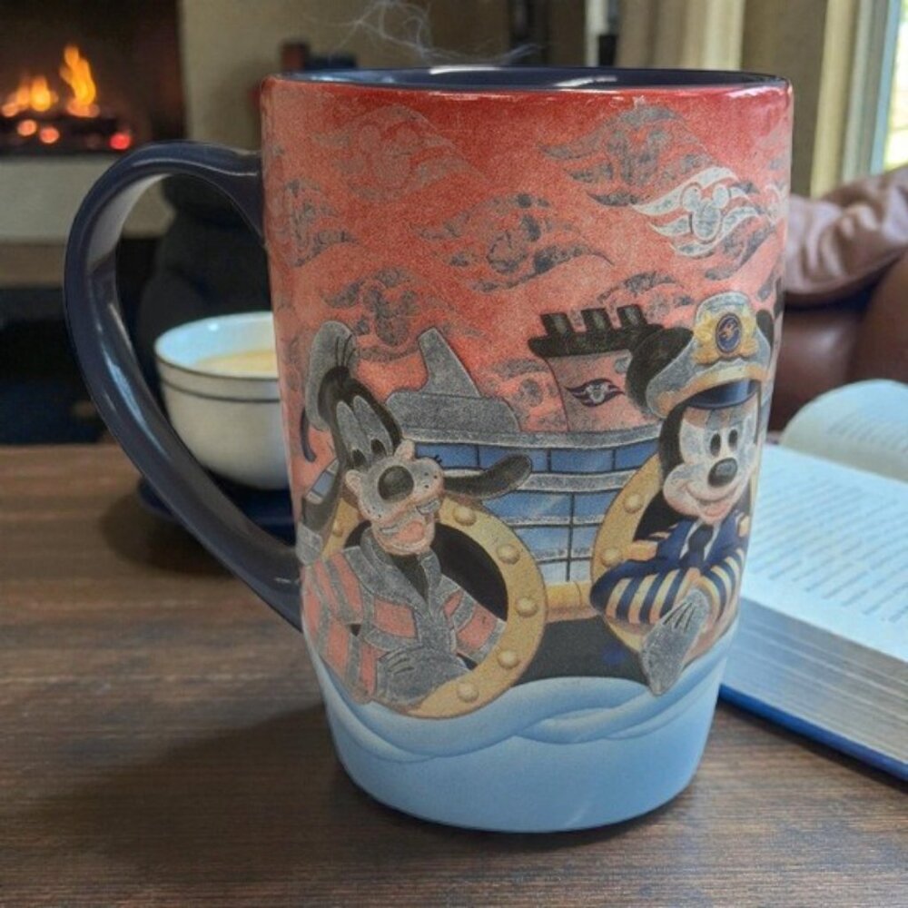 Disney Cruise Line Captain Mickey Mouse Minnie Goofy Pluto Coffee Mug 12 oz New